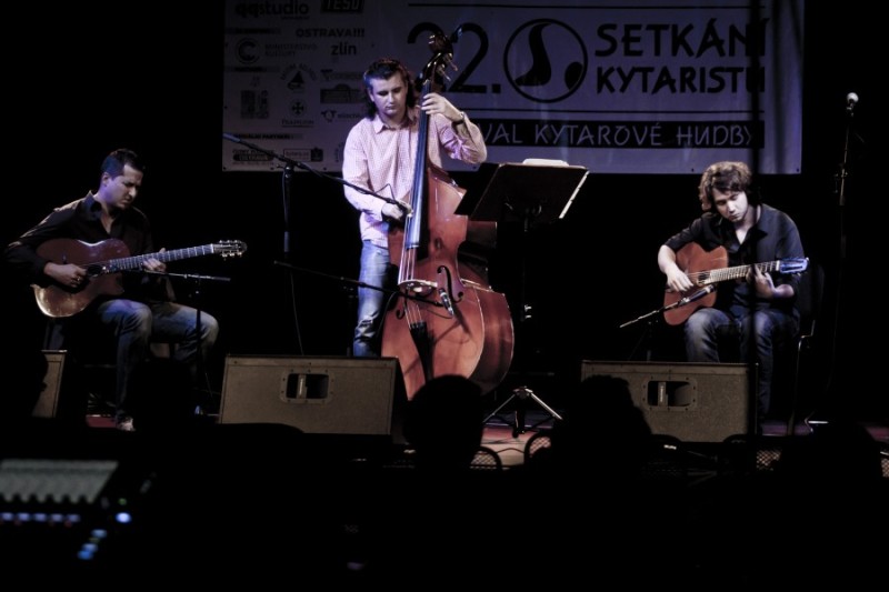 Roland Hamaj Trio